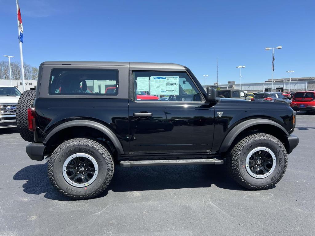 new 2025 Ford Bronco car, priced at $46,937
