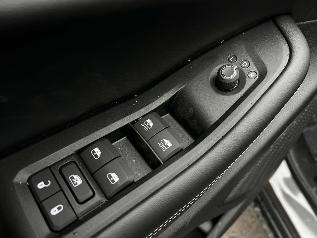 new 2025 Jeep Grand Cherokee L car, priced at $41,847