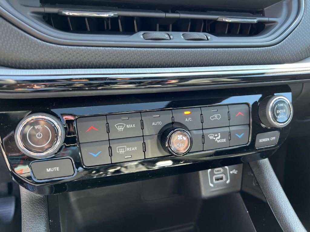 new 2025 Jeep Compass car, priced at $34,130