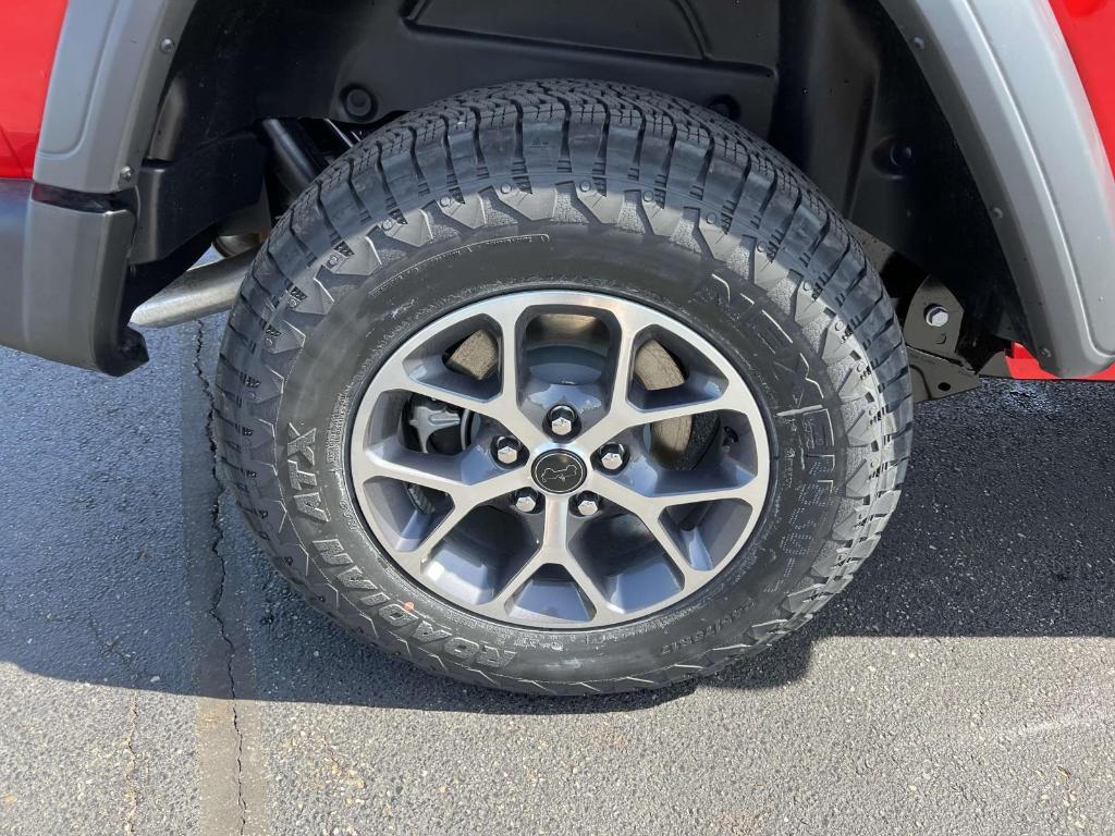 new 2025 Jeep Wrangler car, priced at $43,182