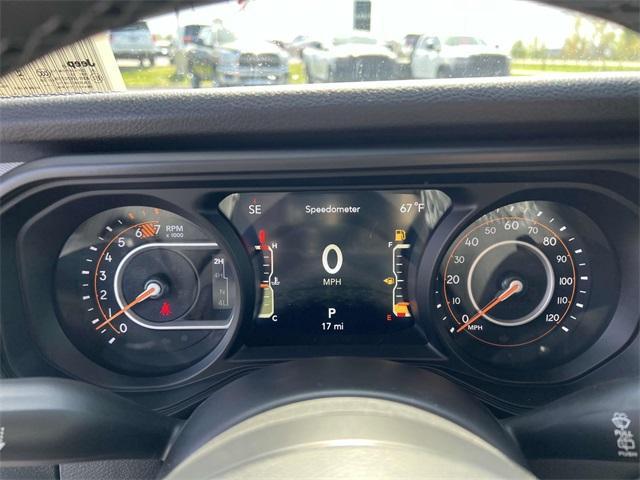 new 2025 Jeep Wrangler car, priced at $40,342