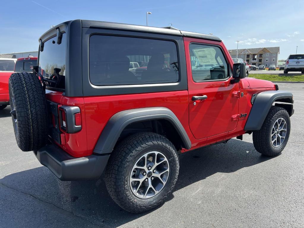 new 2025 Jeep Wrangler car, priced at $43,182