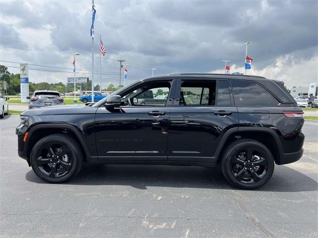 used 2025 Jeep Grand Cherokee car, priced at $40,675