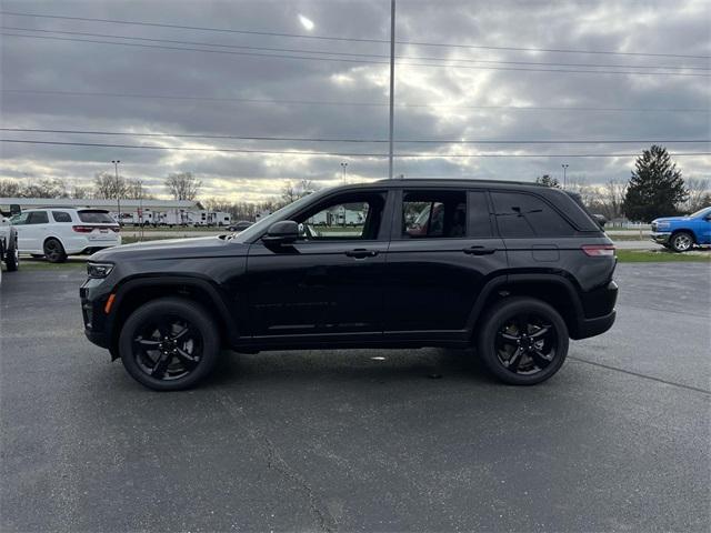 new 2025 Jeep Grand Cherokee car, priced at $45,175