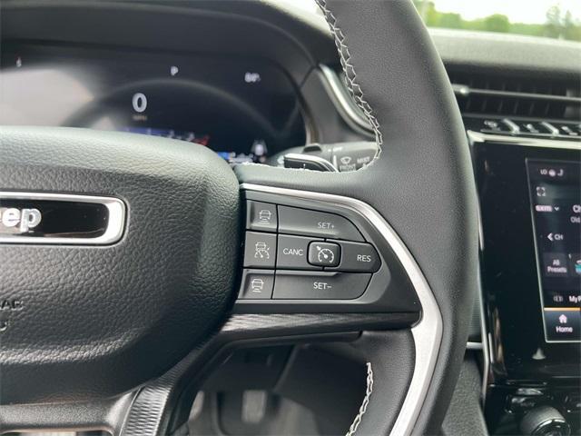 used 2025 Jeep Grand Cherokee car, priced at $40,675