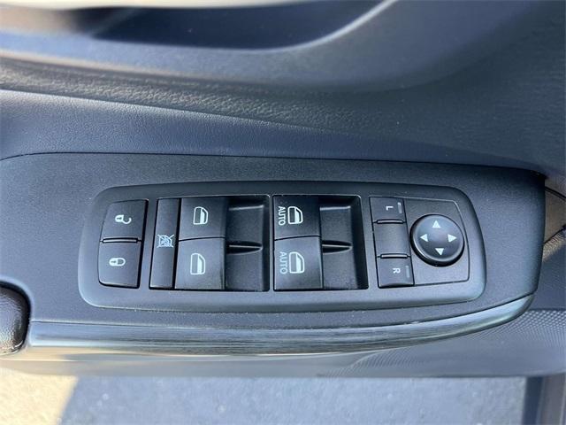 used 2015 Jeep Cherokee car, priced at $13,934