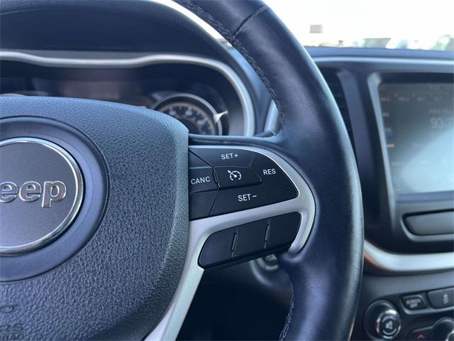 used 2015 Jeep Cherokee car, priced at $13,934