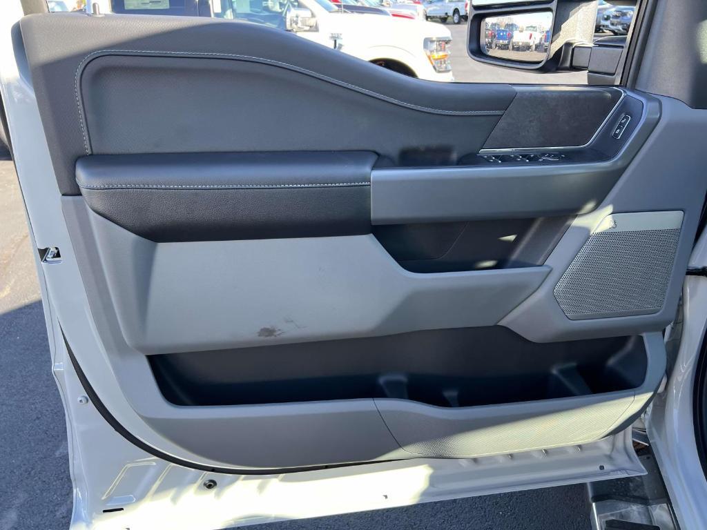 new 2024 Ford F-150 car, priced at $61,156
