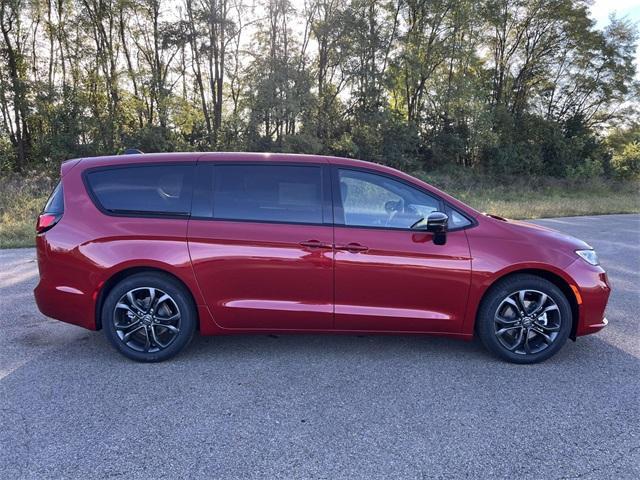 new 2026 Chrysler Pacifica car, priced at $43,155
