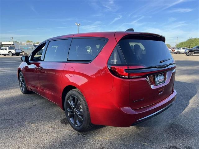 new 2026 Chrysler Pacifica car, priced at $43,155