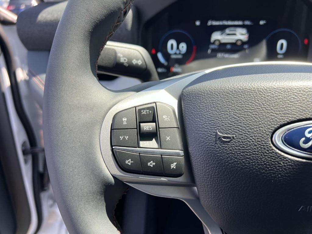 new 2025 Ford Explorer car, priced at $41,096