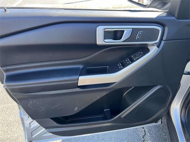 used 2022 Ford Explorer car, priced at $29,582