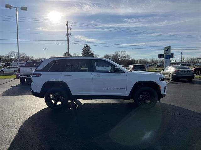 new 2025 Jeep Grand Cherokee car, priced at $50,420