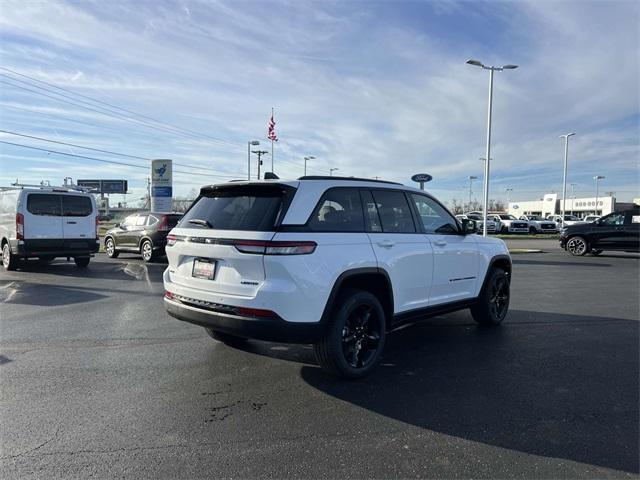 new 2025 Jeep Grand Cherokee car, priced at $50,420