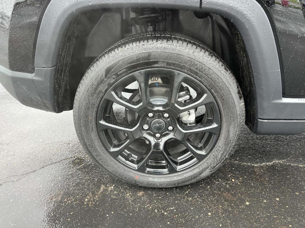 new 2025 Jeep Compass car, priced at $30,587