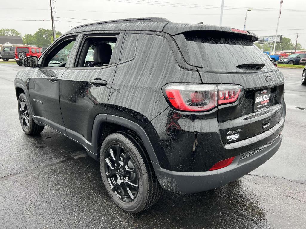 new 2025 Jeep Compass car, priced at $30,587