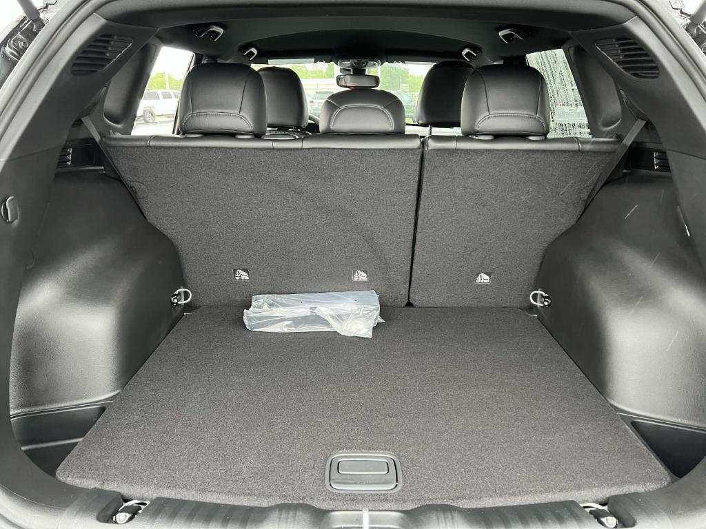 new 2025 Jeep Compass car, priced at $30,587