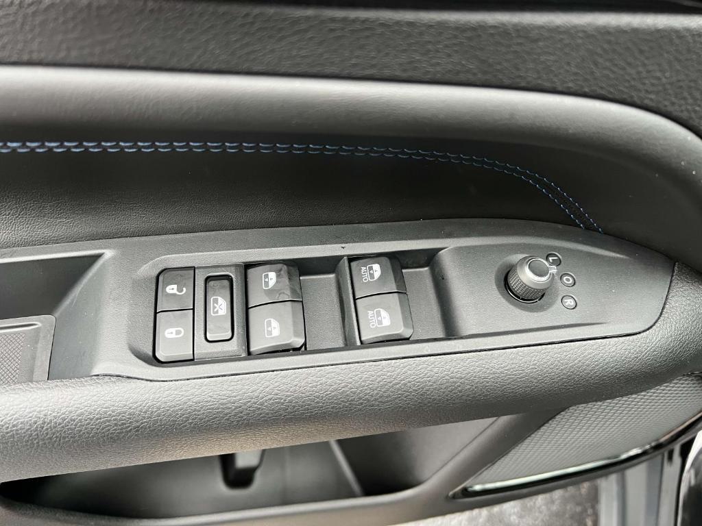 new 2025 Jeep Compass car, priced at $30,587