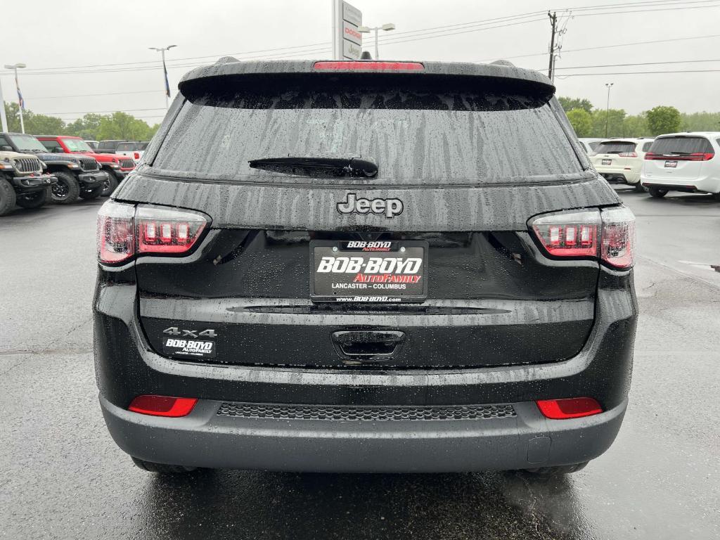 new 2025 Jeep Compass car, priced at $30,587