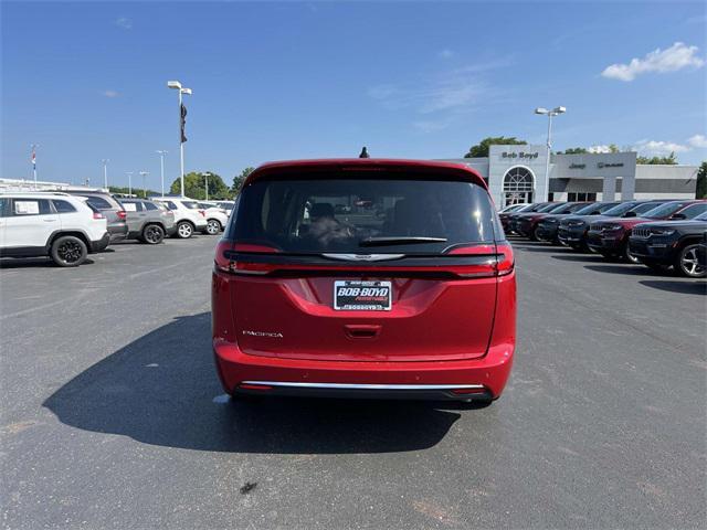 new 2024 Chrysler Pacifica car, priced at $38,995