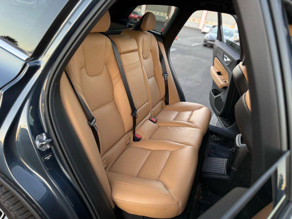 used 2018 Volvo XC60 Recharge Plug-In Hybrid car, priced at $26,999