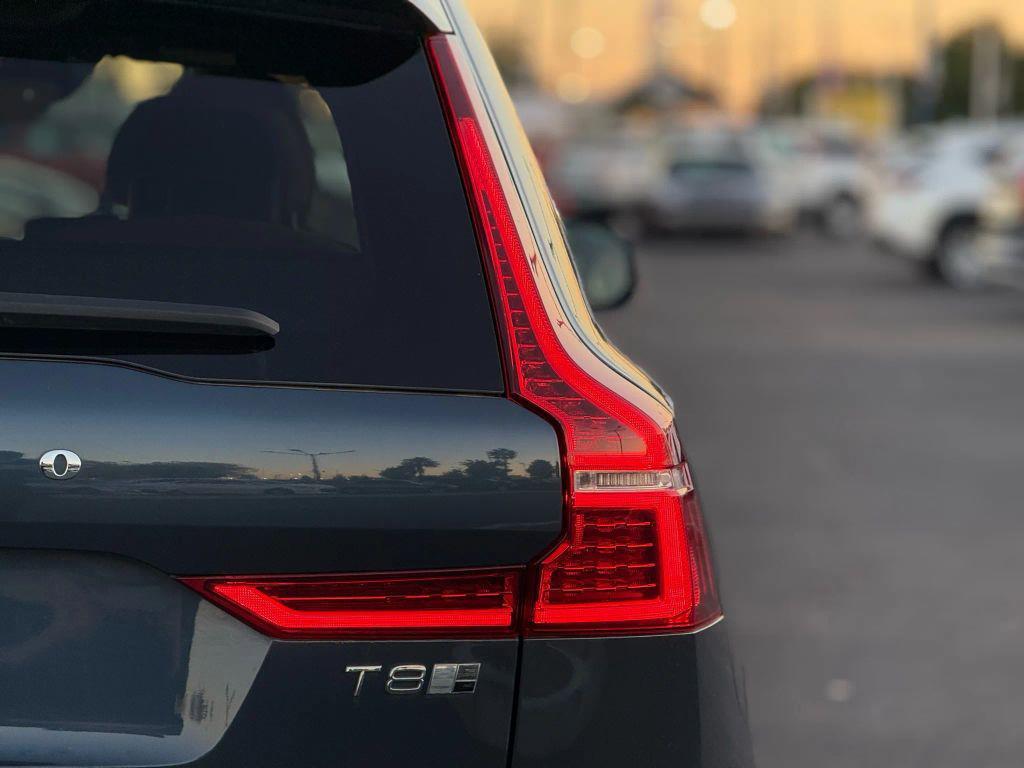 used 2018 Volvo XC60 Recharge Plug-In Hybrid car, priced at $26,999