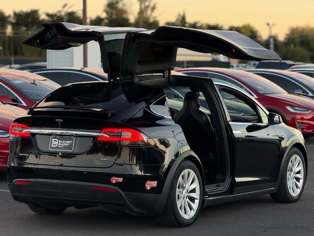 used 2018 Tesla Model X car, priced at $28,999