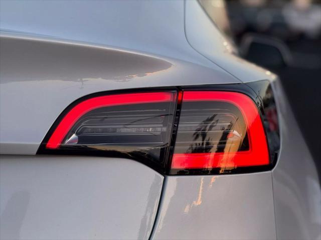 used 2021 Tesla Model 3 car, priced at $20,999