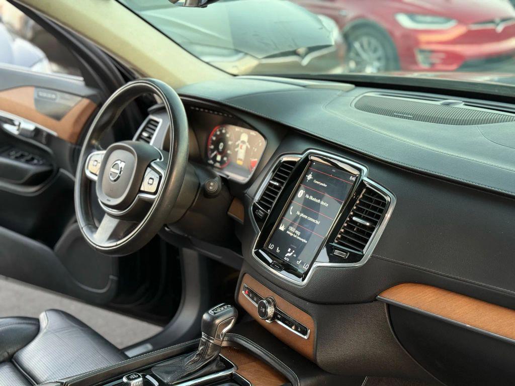 used 2019 Volvo XC90 car, priced at $21,499