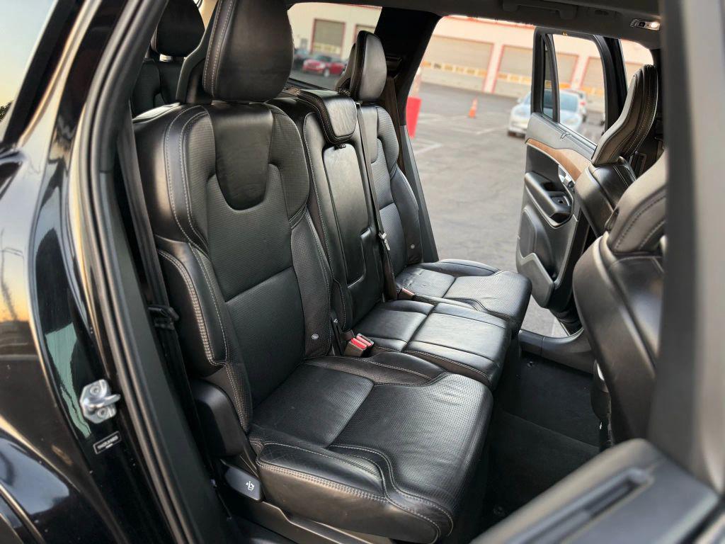 used 2019 Volvo XC90 car, priced at $21,499
