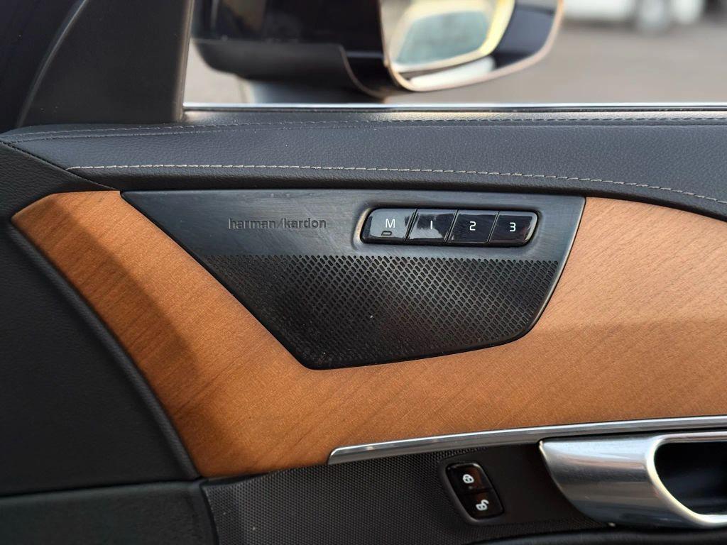 used 2019 Volvo XC90 car, priced at $21,499