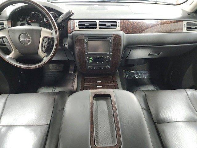 used 2013 GMC Yukon car, priced at $8,700
