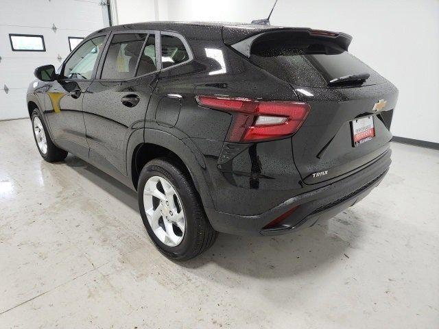 used 2024 Chevrolet Trax car, priced at $21,500