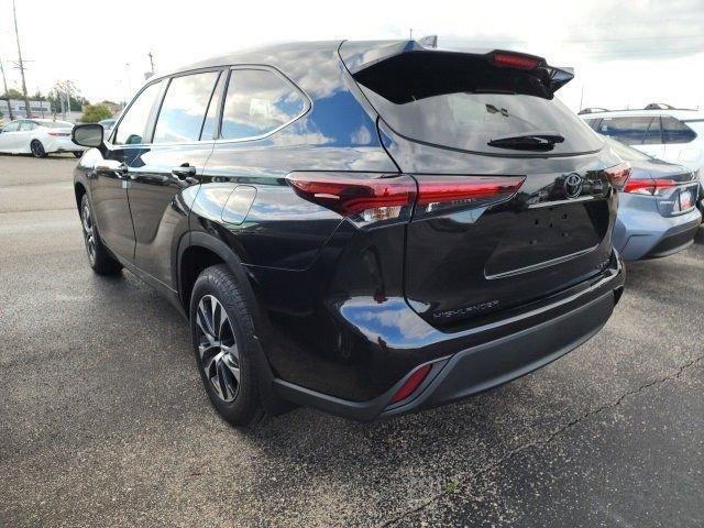 new 2026 Toyota Highlander car, priced at $48,318