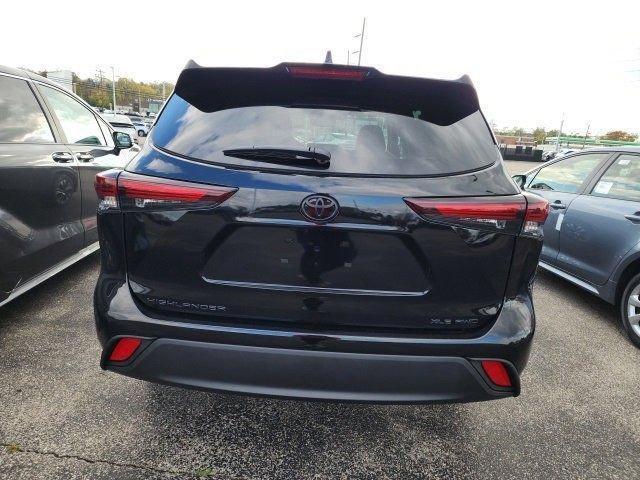 new 2026 Toyota Highlander car, priced at $48,318