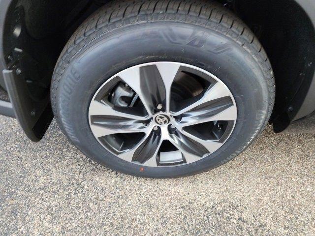 new 2026 Toyota Highlander car, priced at $48,318