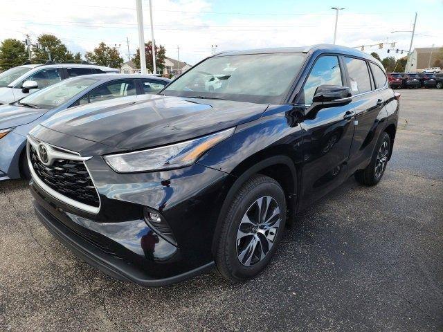 new 2026 Toyota Highlander car, priced at $48,318
