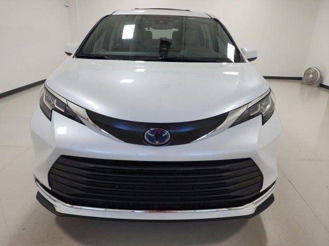 used 2022 Toyota Sienna car, priced at $37,257