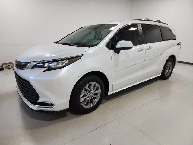 used 2022 Toyota Sienna car, priced at $37,257