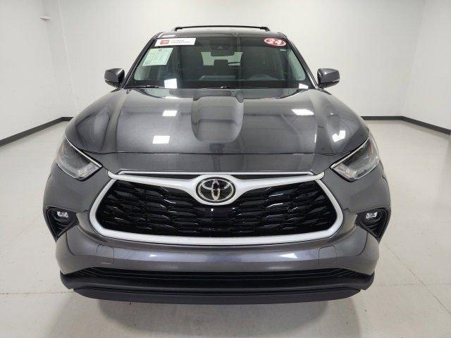 used 2024 Toyota Highlander car, priced at $37,989