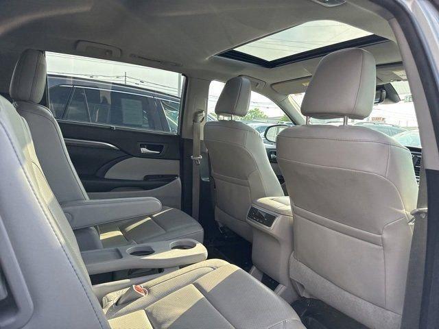 used 2018 Toyota Highlander car, priced at $19,989