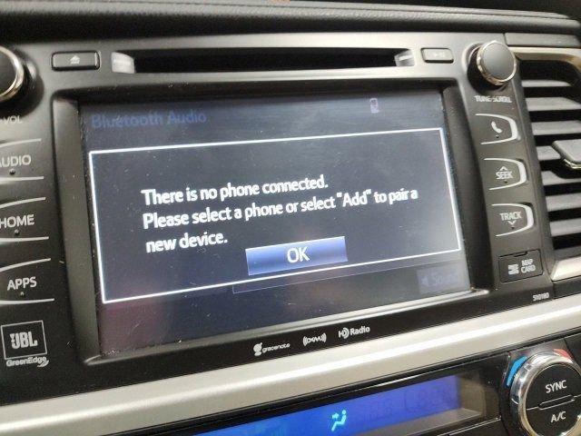 used 2018 Toyota Highlander car, priced at $26,479