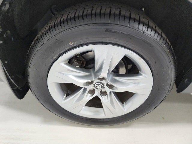 used 2018 Toyota Highlander car, priced at $26,479