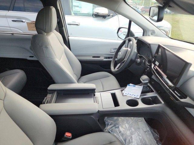 new 2025 Toyota Sienna car, priced at $48,997