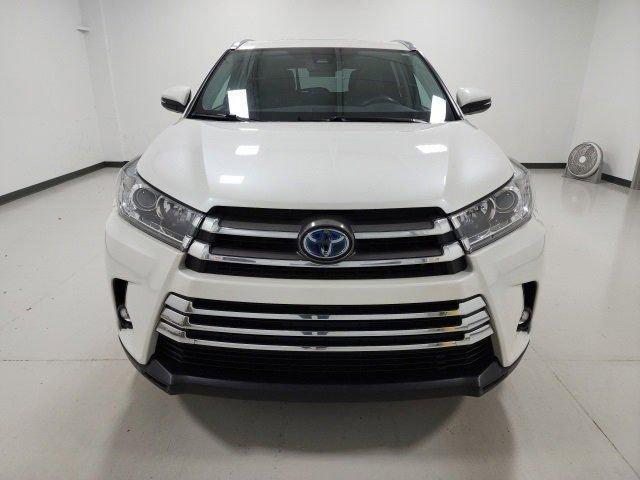 used 2019 Toyota Highlander Hybrid car, priced at $29,300