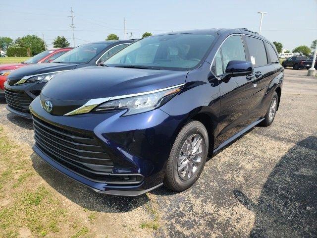 new 2025 Toyota Sienna car, priced at $41,965