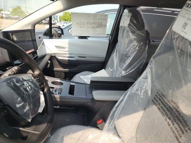 new 2025 Toyota Sienna car, priced at $41,965