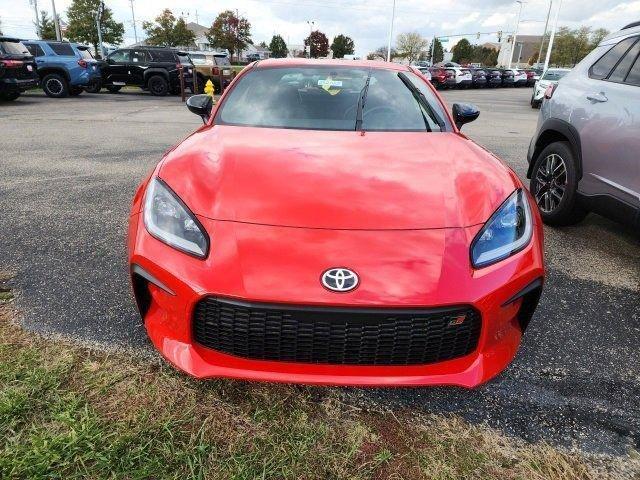 new 2025 Toyota GR86 car, priced at $36,256