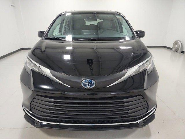 used 2021 Toyota Sienna car, priced at $35,873