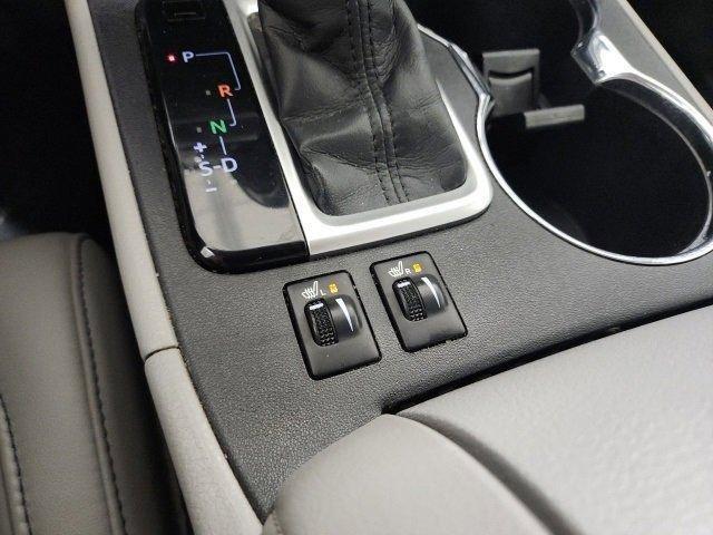 used 2015 Toyota Highlander car, priced at $14,900